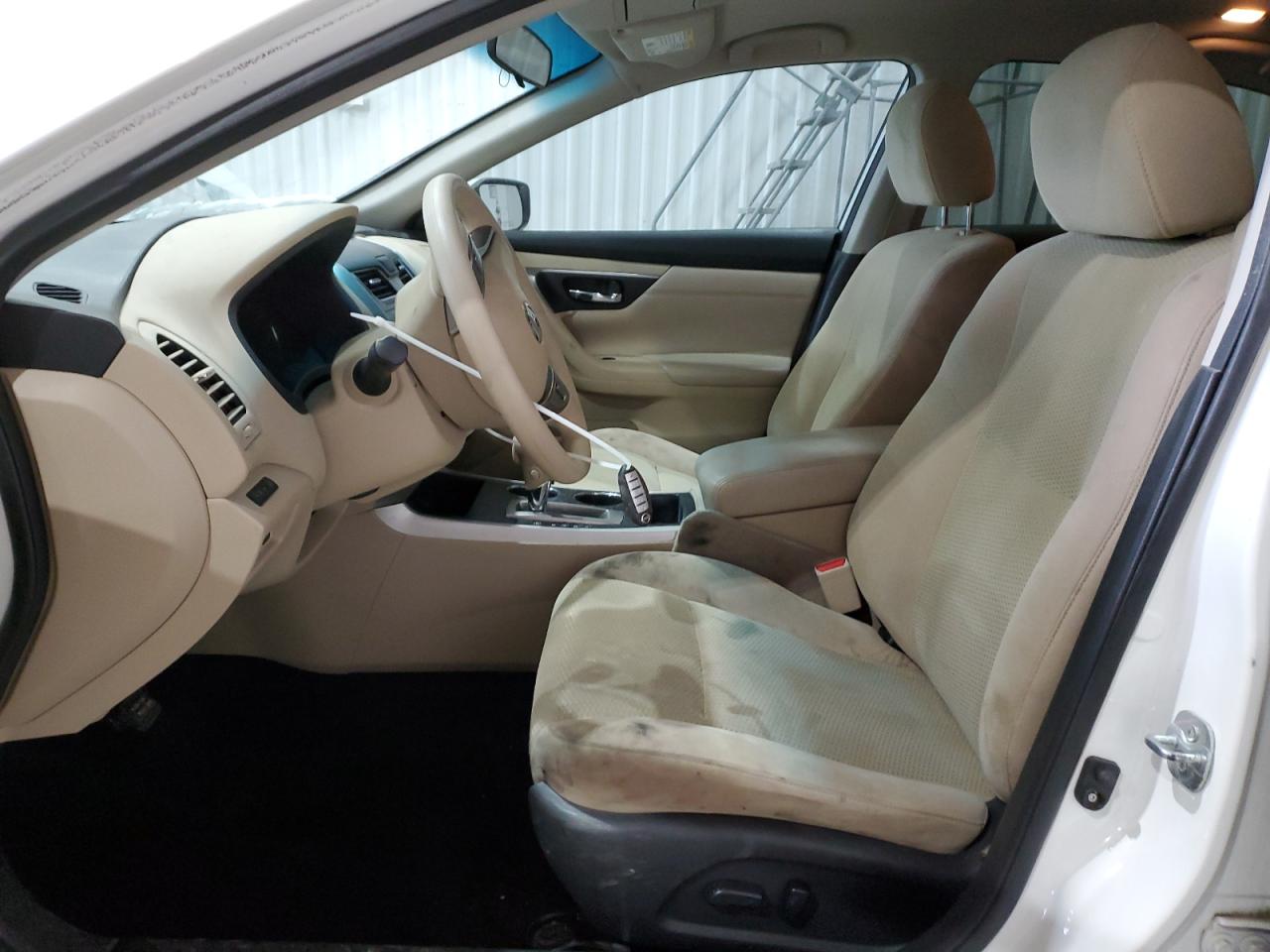 2015 Nissan Altima - Image 7