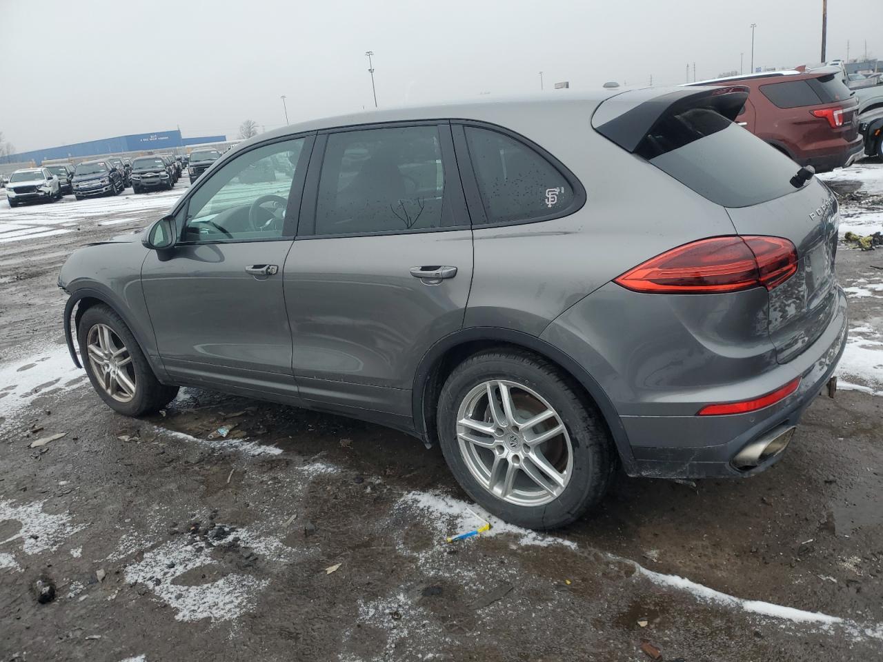 2016 Porsche Cayenne - Image 2