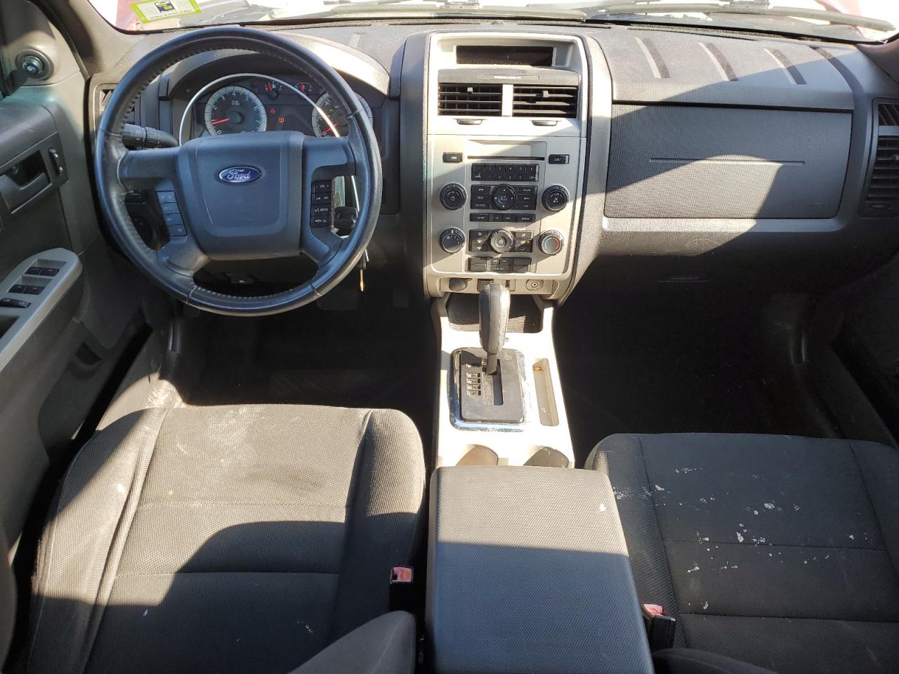 2010 Ford Escape - Image 8