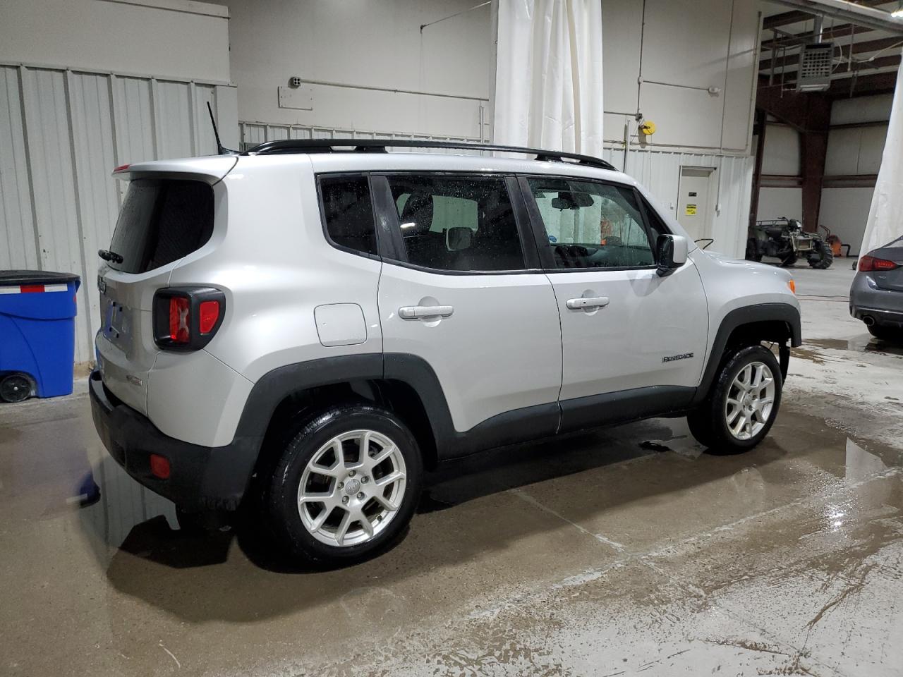 2020 Jeep Renegade - Image 3