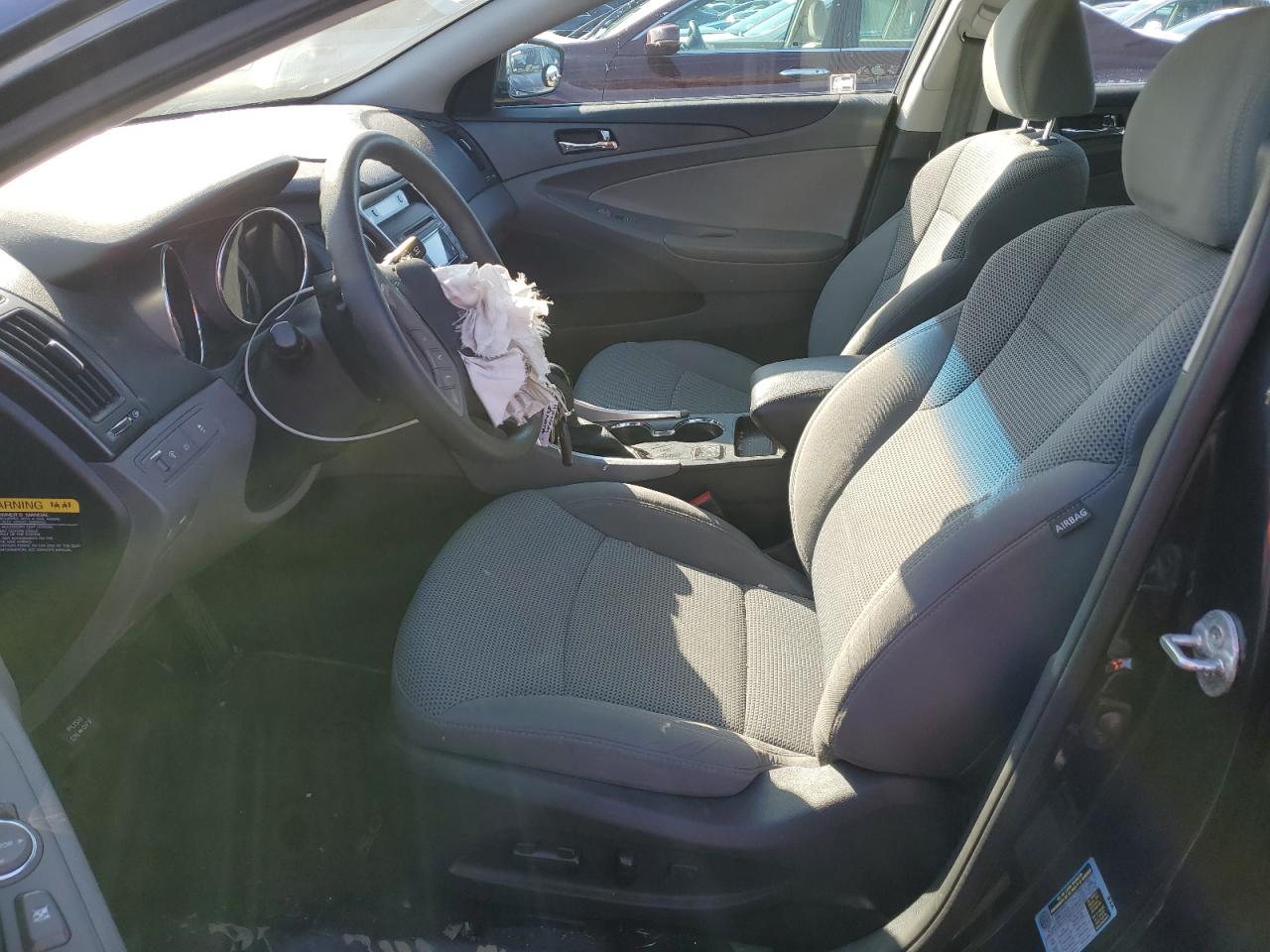 2013 Hyundai Sonata - Image 7