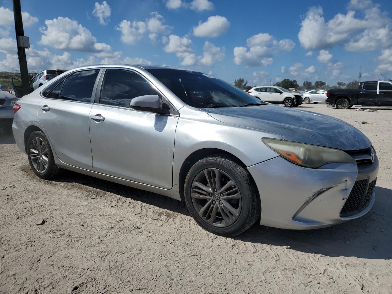 2016 Toyota Camry - Image 4