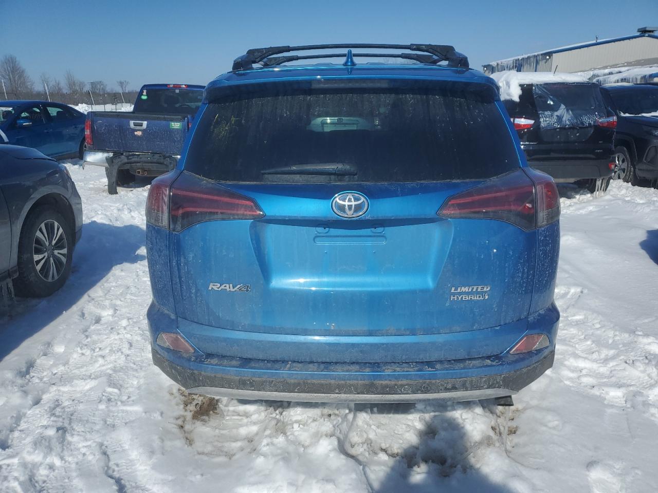 2018 Toyota RAV 4 - Image 6