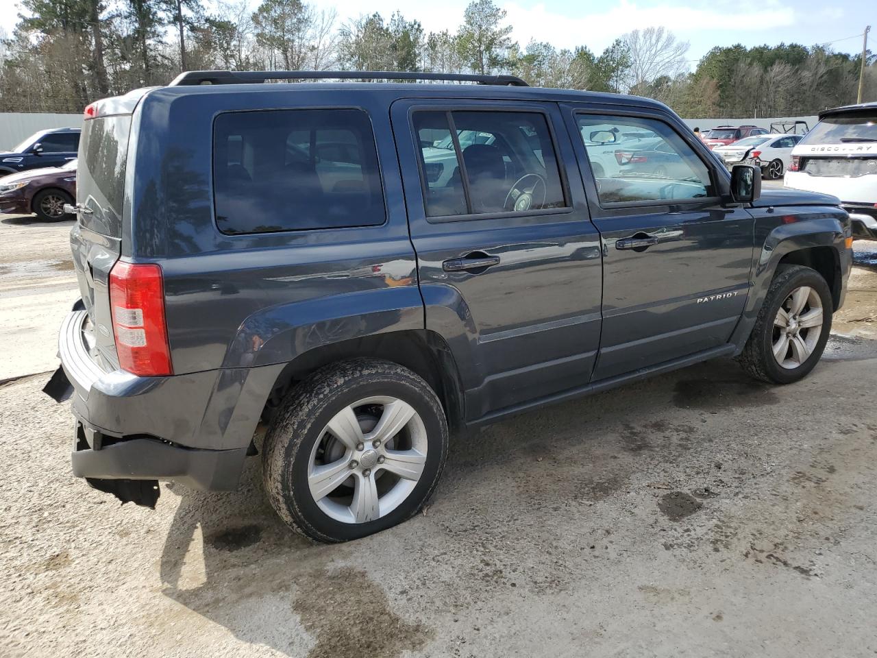 2014 Jeep Liberty (Patriot) - Image 3
