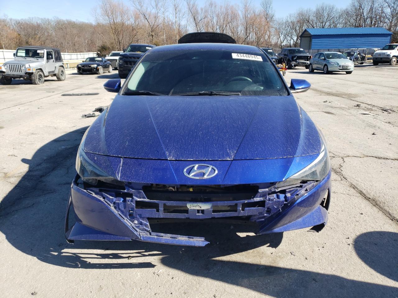 2021 Hyundai Elantra - Image 5