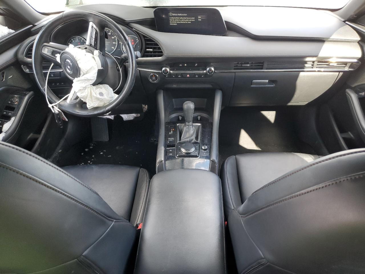 2021 Mazda 3 - Image 8