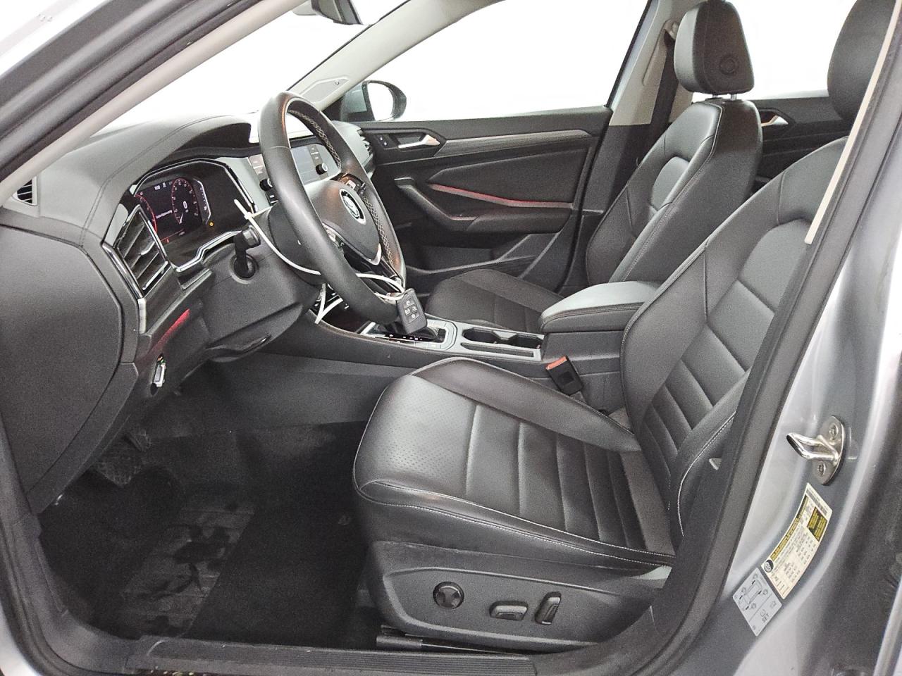 2021 Volkswagen Jetta - Image 7