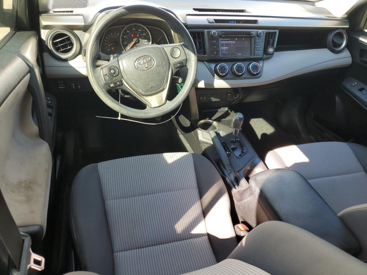 2014 Toyota RAV 4 - Image 8