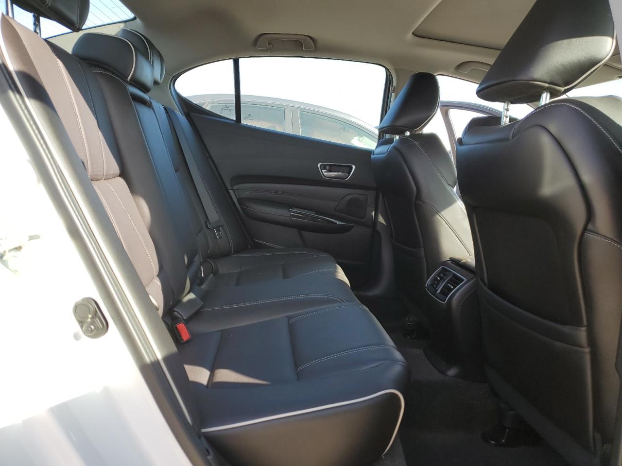 2019 Acura TLX - Image 10