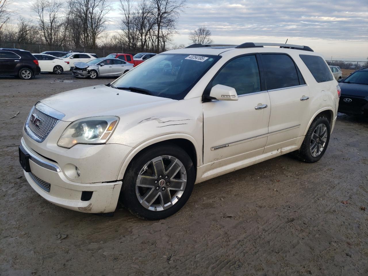 2011 Gmc Acadia Denali de vânzare în Cicero, IN - Side