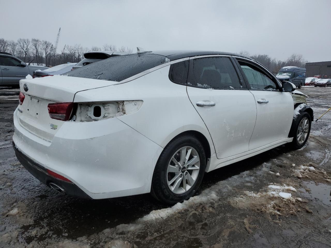2016 Kia Optima - Image 3