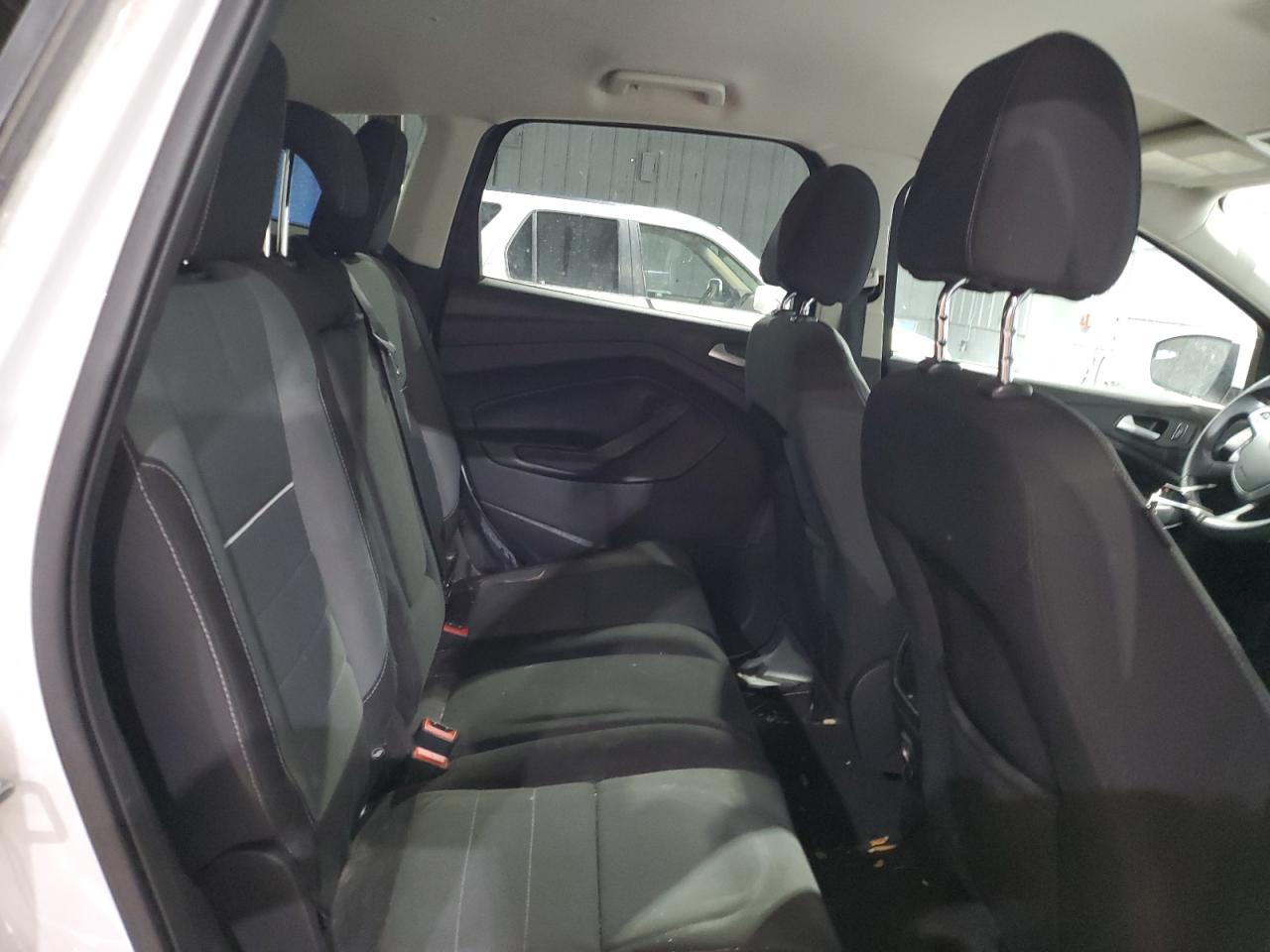 2015 Ford Escape - Image 11