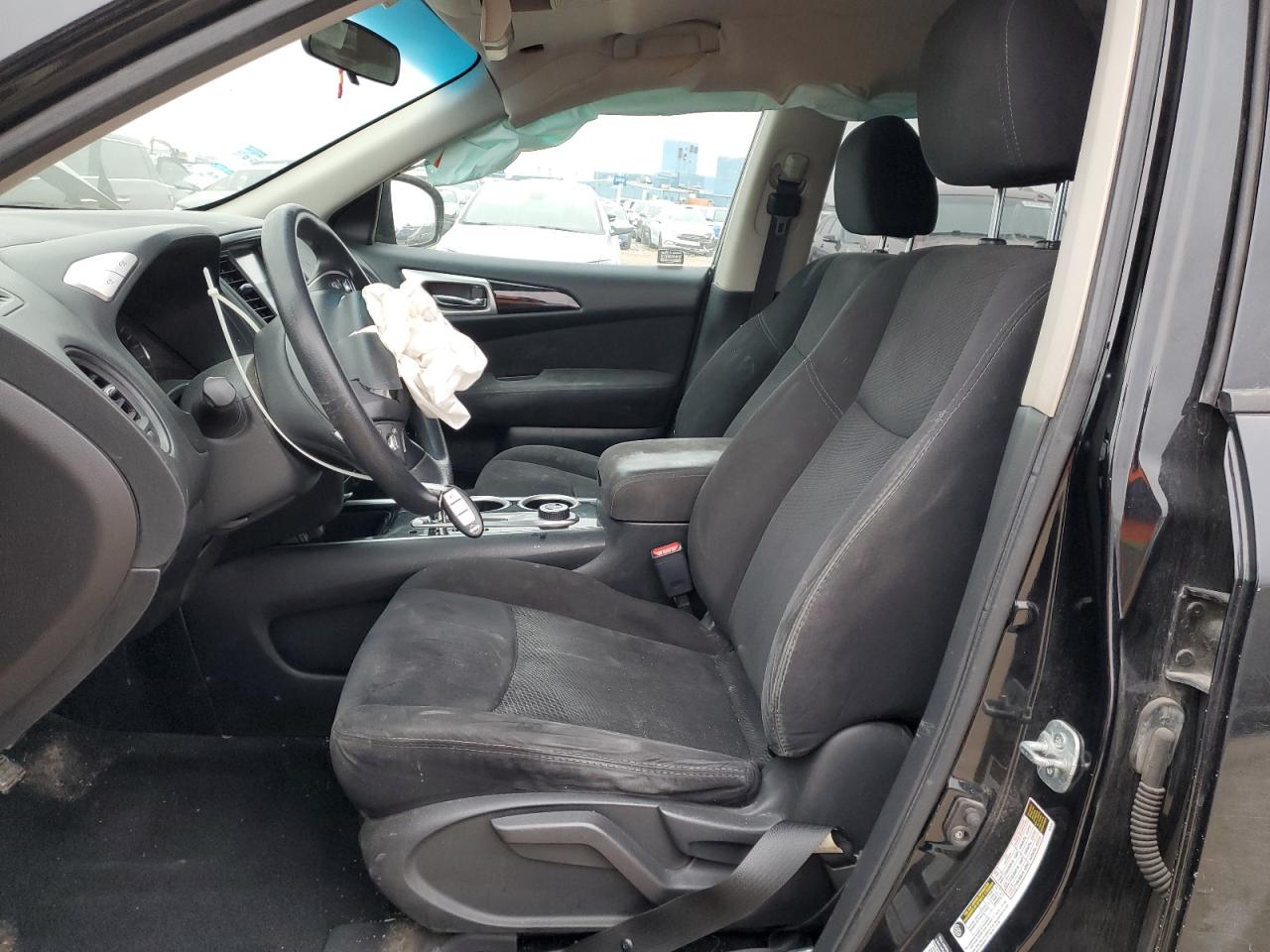 2014 Nissan Pathfinder - Image 7