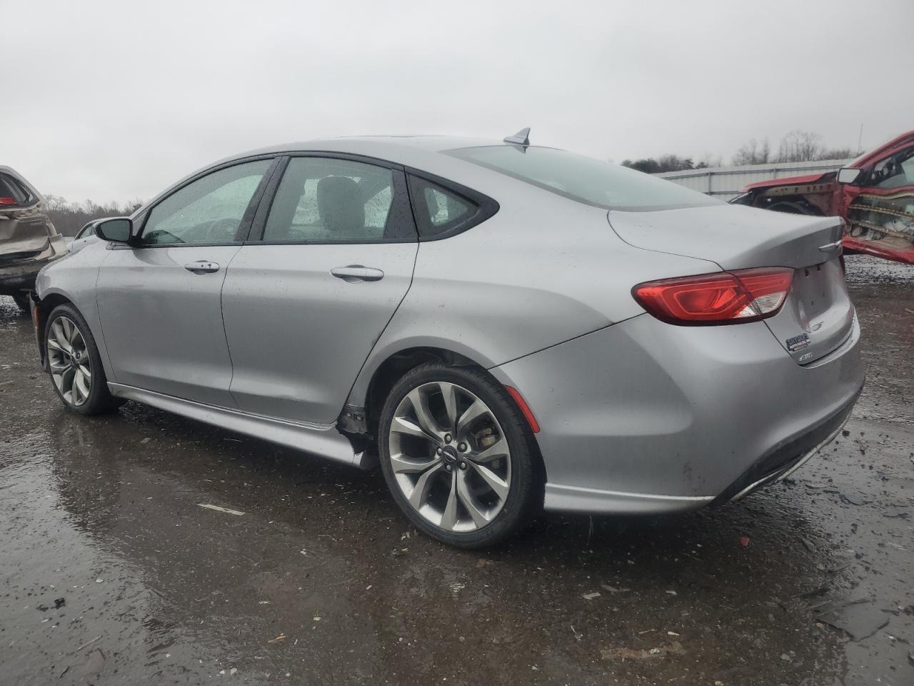 2015 Chrysler 200 - Image 2
