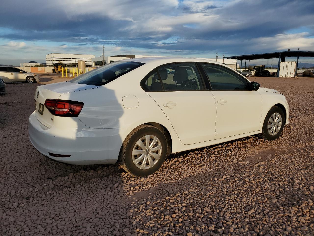 2016 Volkswagen Jetta - Image 3