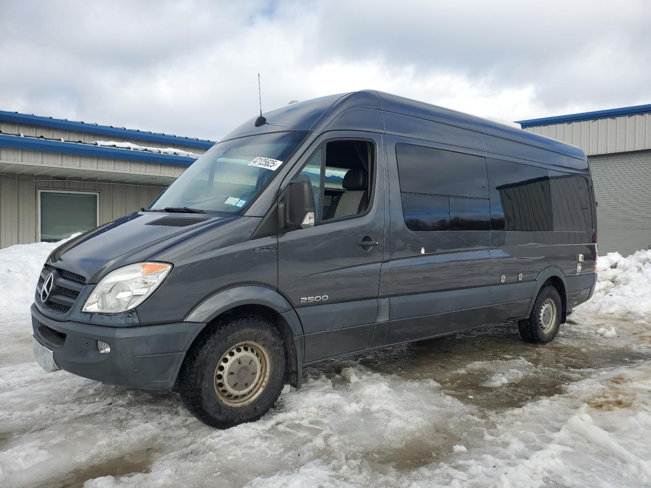 2008 Dodge Sprinter - Image 2