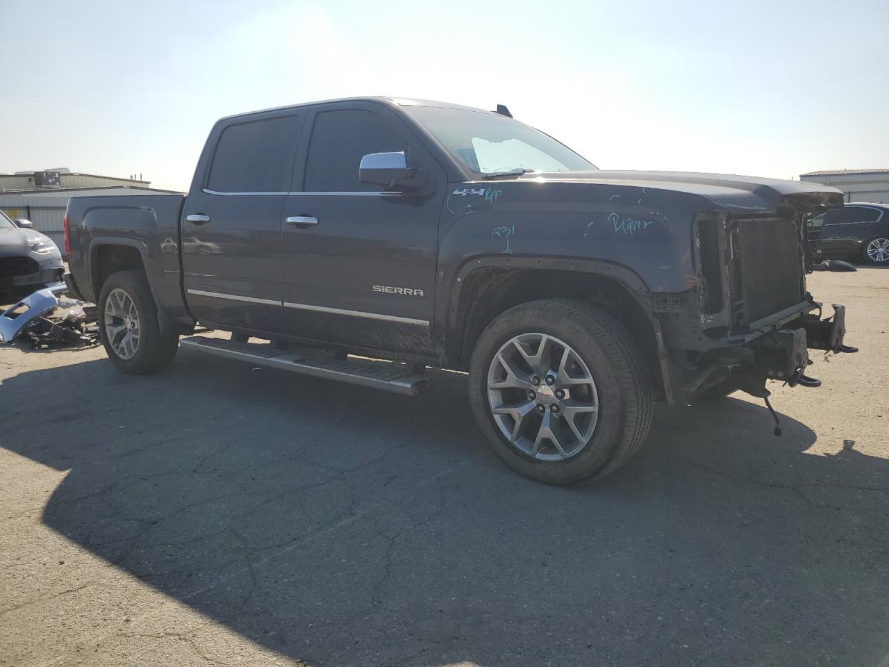 2015 GMC Sierra - Image 4