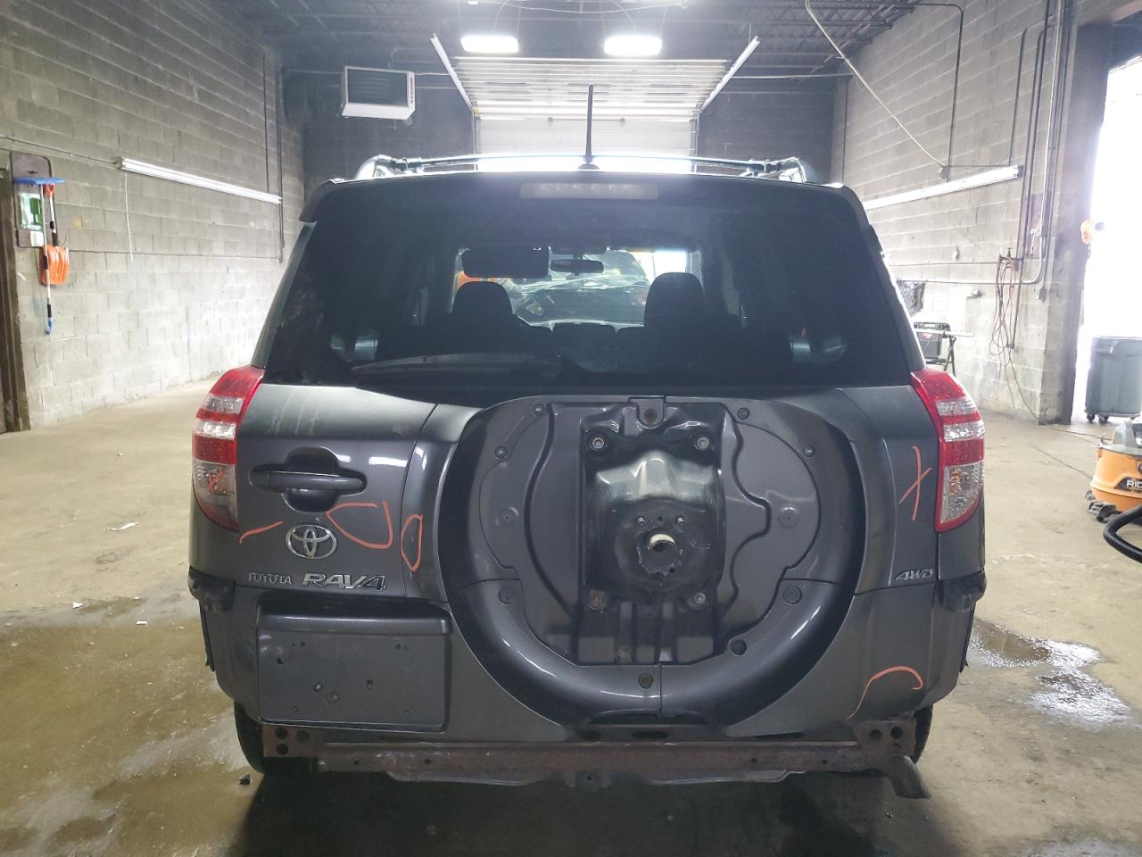 2010 Toyota RAV 4 - Image 6