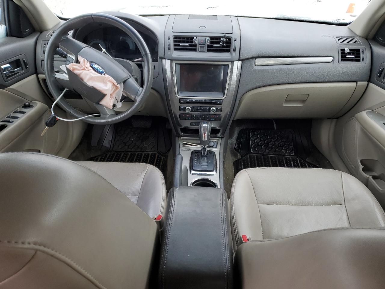 2011 Ford Fusion - Image 8