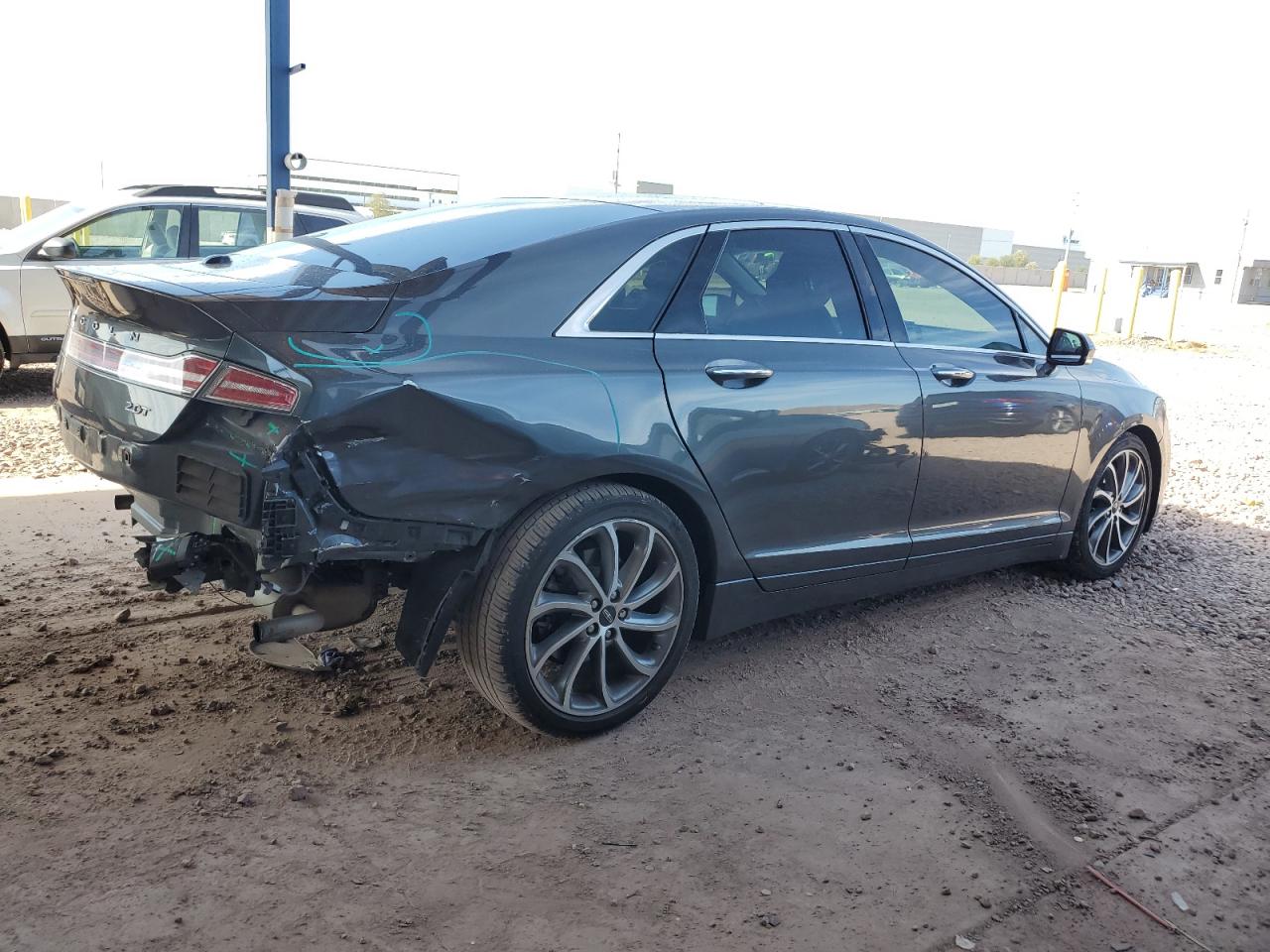 2019 Lincoln MKZ - Image 3