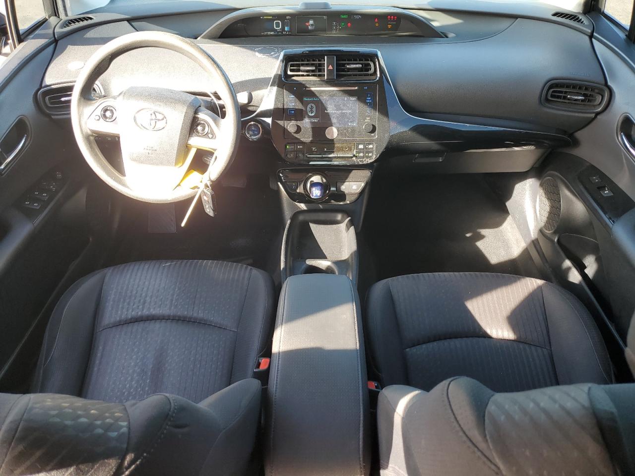 2018 Toyota Prius - Image 8