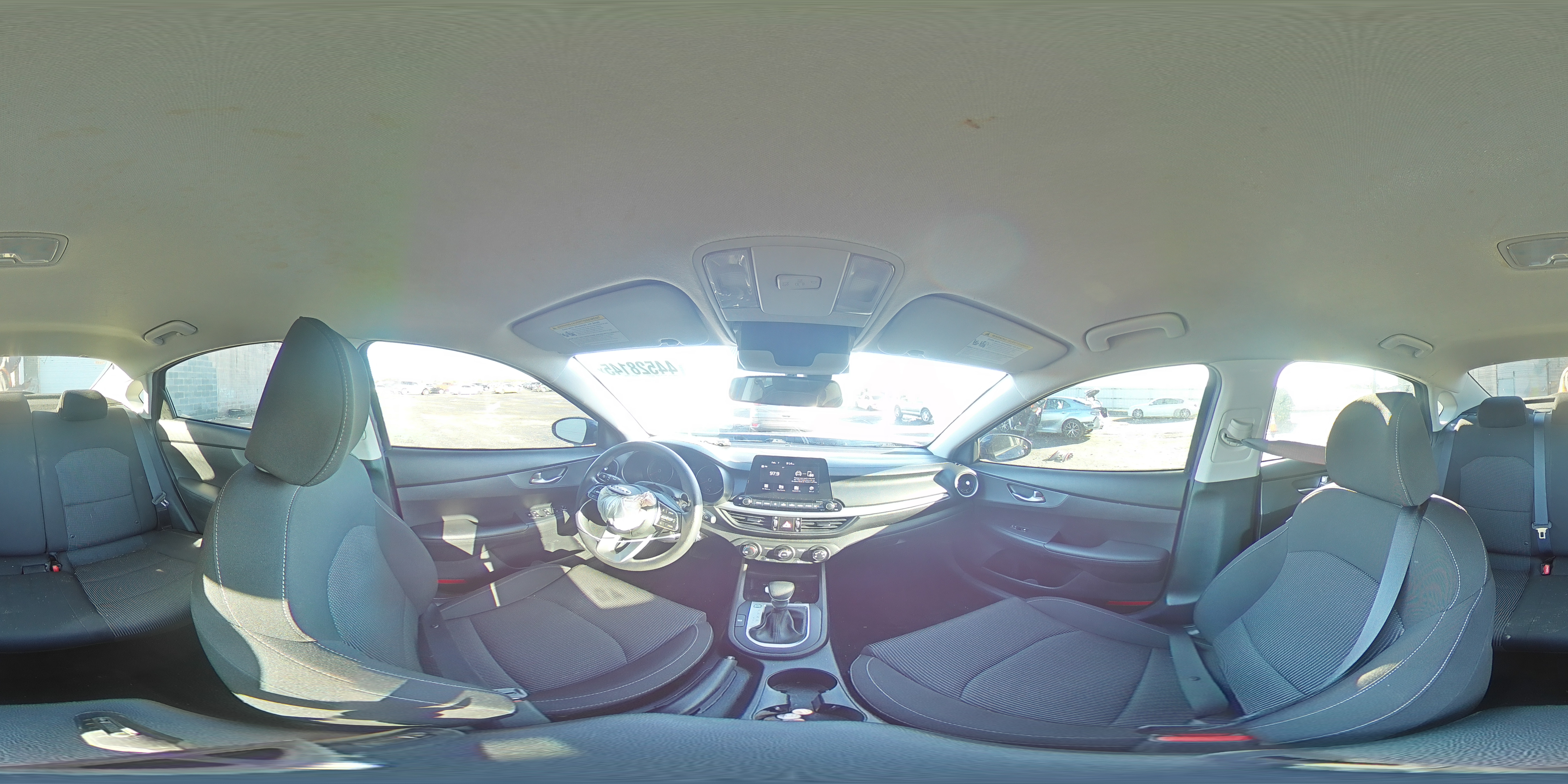 2020 Kia Forte - Image 12
