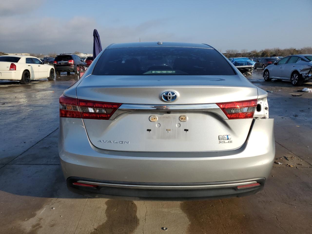2016 Toyota Avalon - Image 6