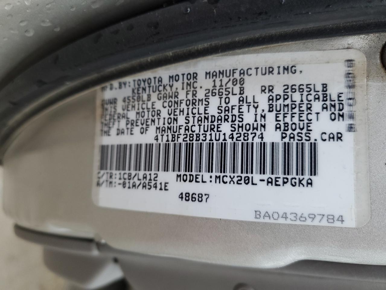 2001 Toyota Avalon - Image 12