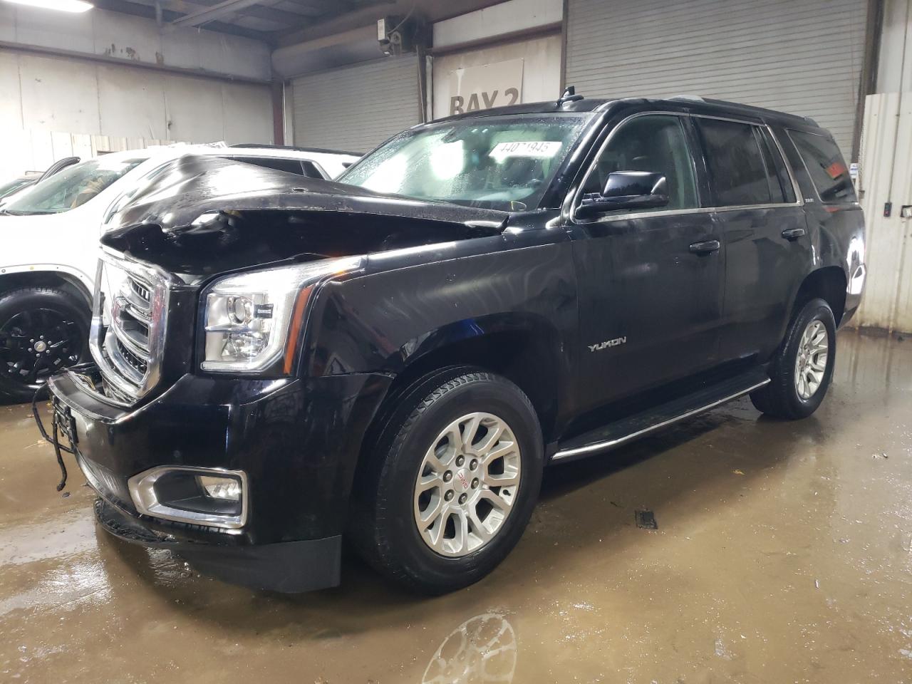 2018 Gmc Yukon Sle for Sale in Elgin, IL - Front End