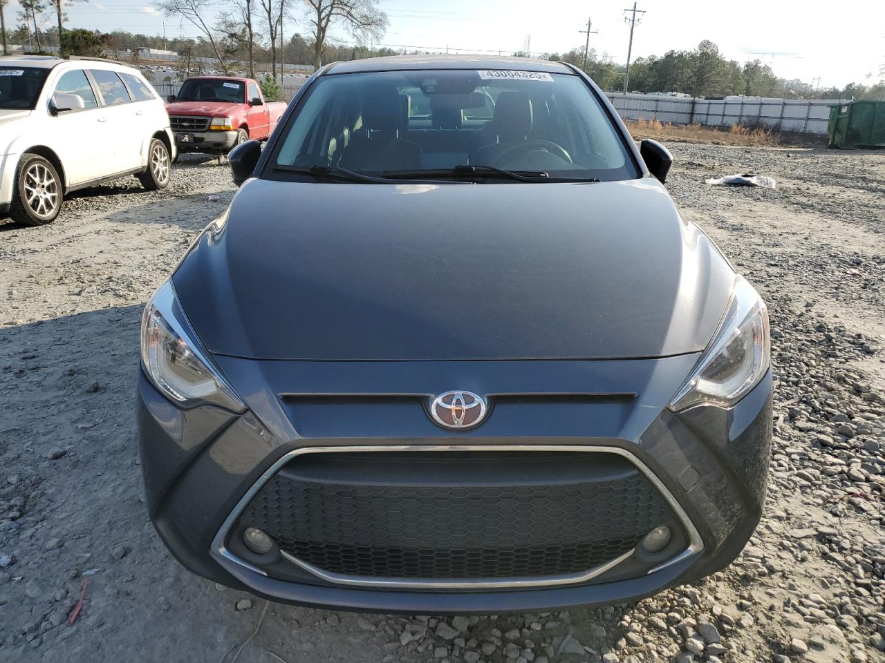 2019 Toyota Yaris - Image 5