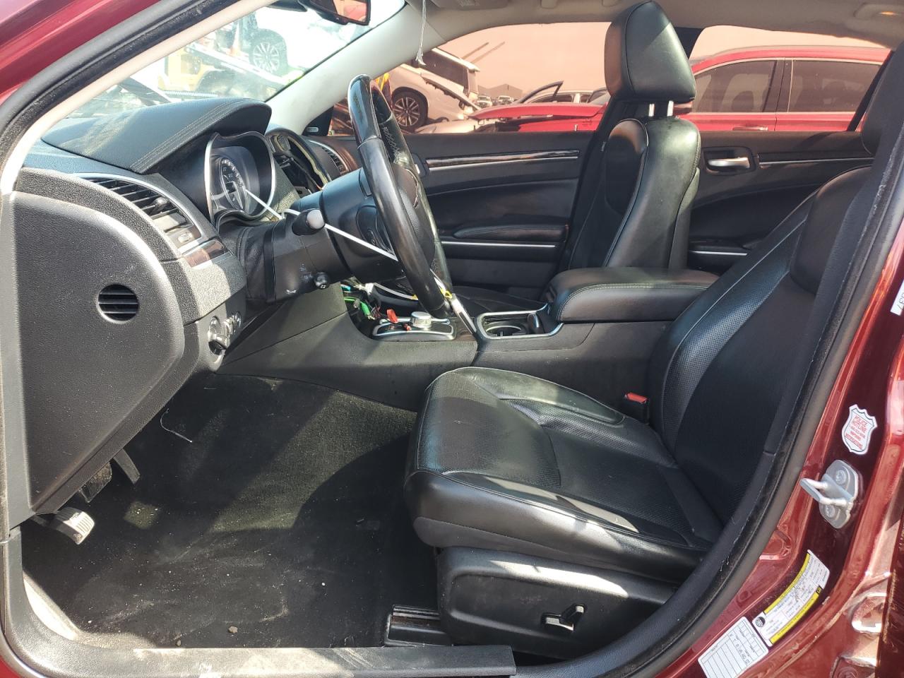 2019 Chrysler 300 - Image 7