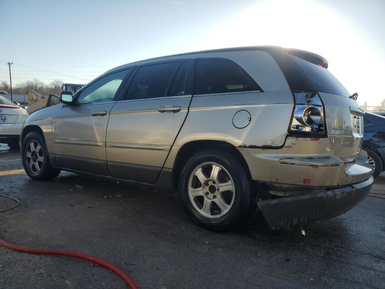 2004 Chrysler Pacifica - Image 2