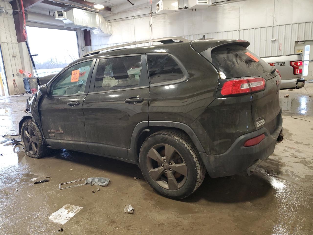 2016 Jeep Grand Cherokee - Image 2