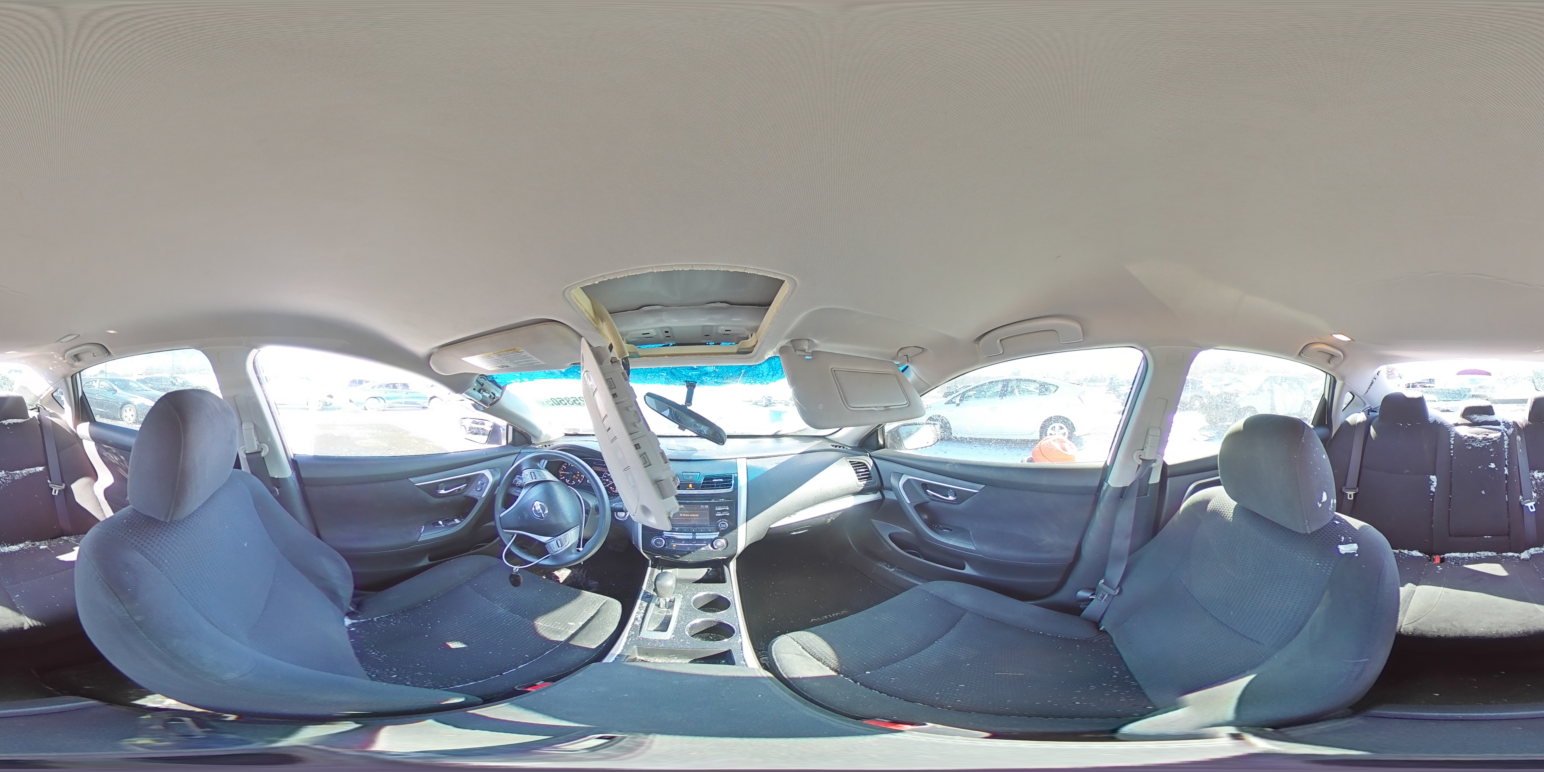 2015 Nissan Altima - Image 13