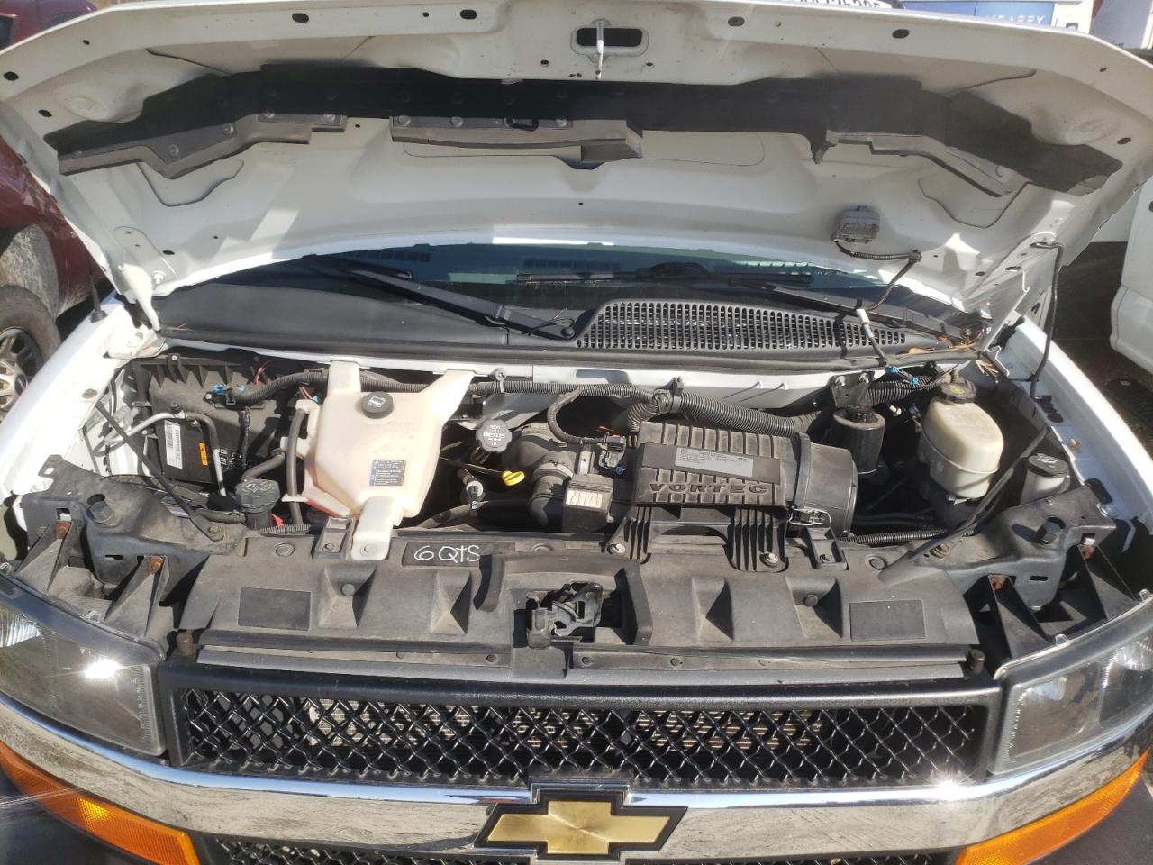 2017 Chevrolet Express - Image 12