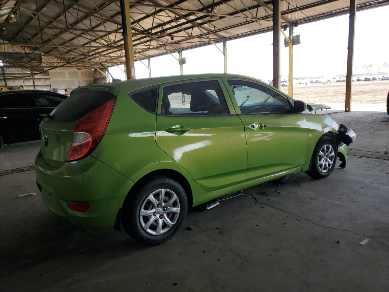 2013 Hyundai Accent - Image 3