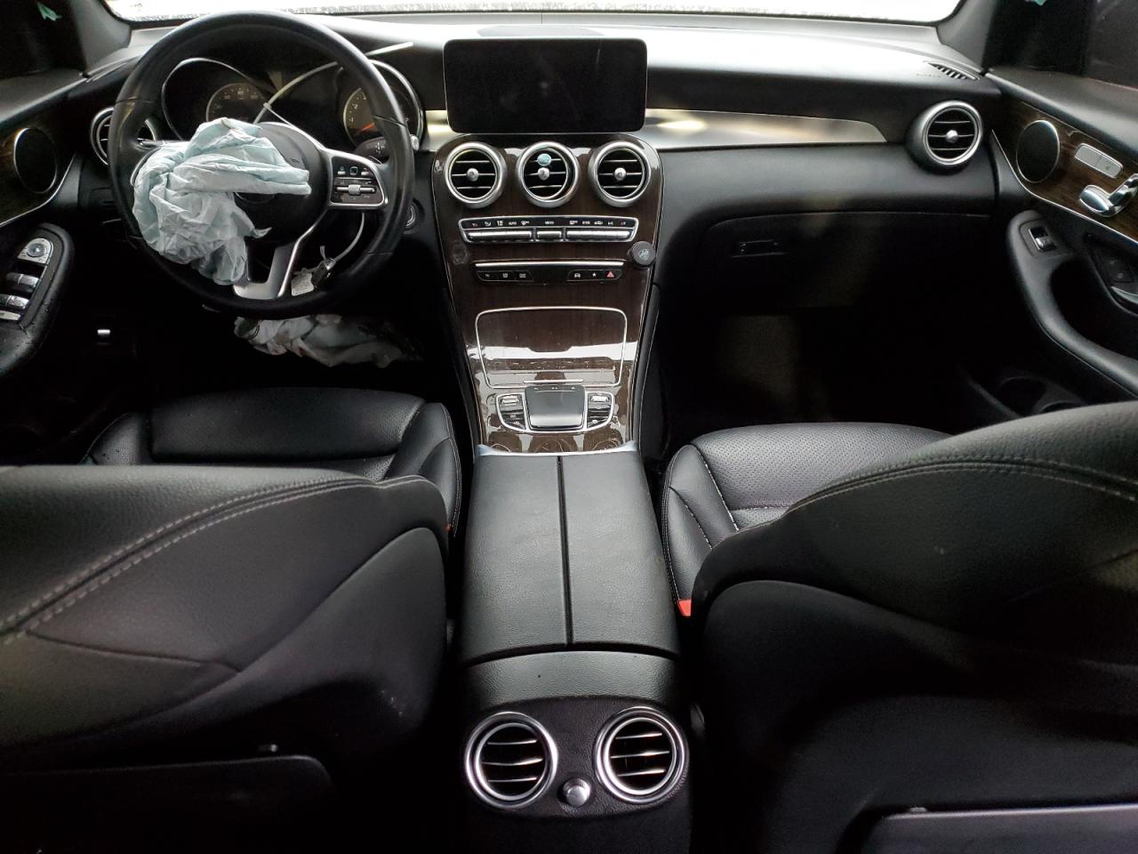 2020 Mercedes-Benz GLC - Image 8