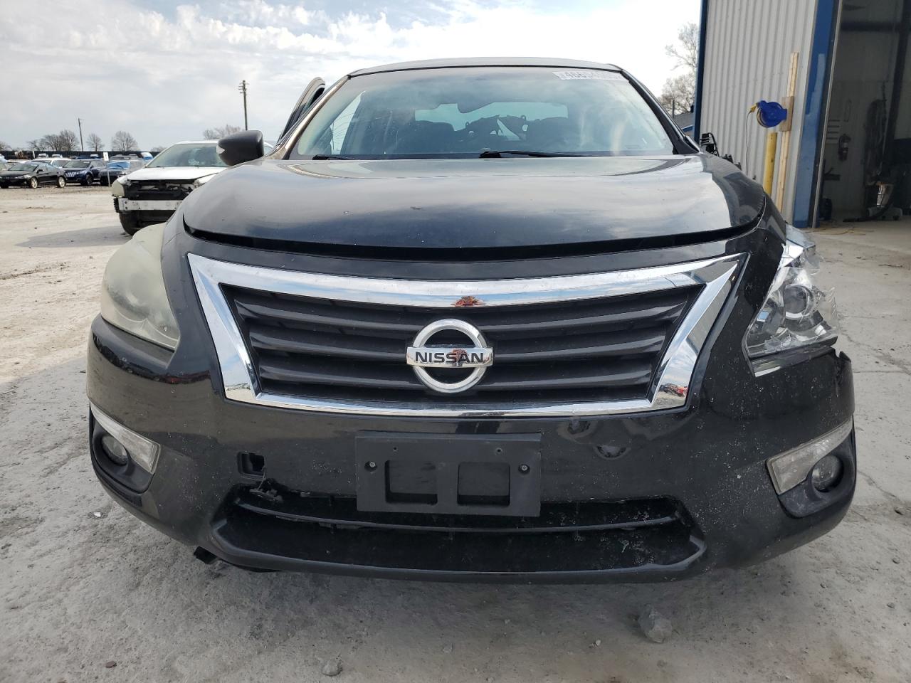 2013 Nissan Altima - Image 5