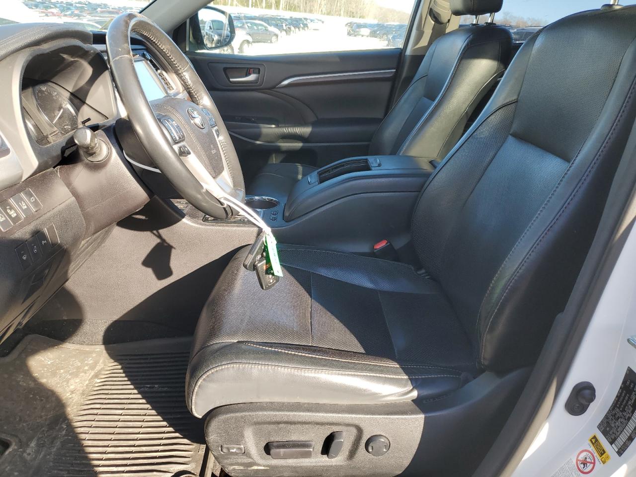 2015 Toyota Highlander - Image 7