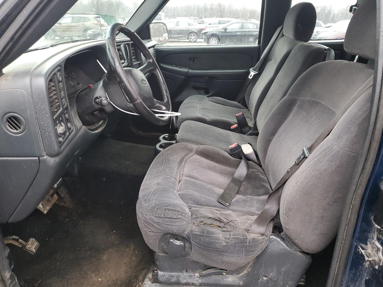 2002 Chevrolet Silverado - Image 7