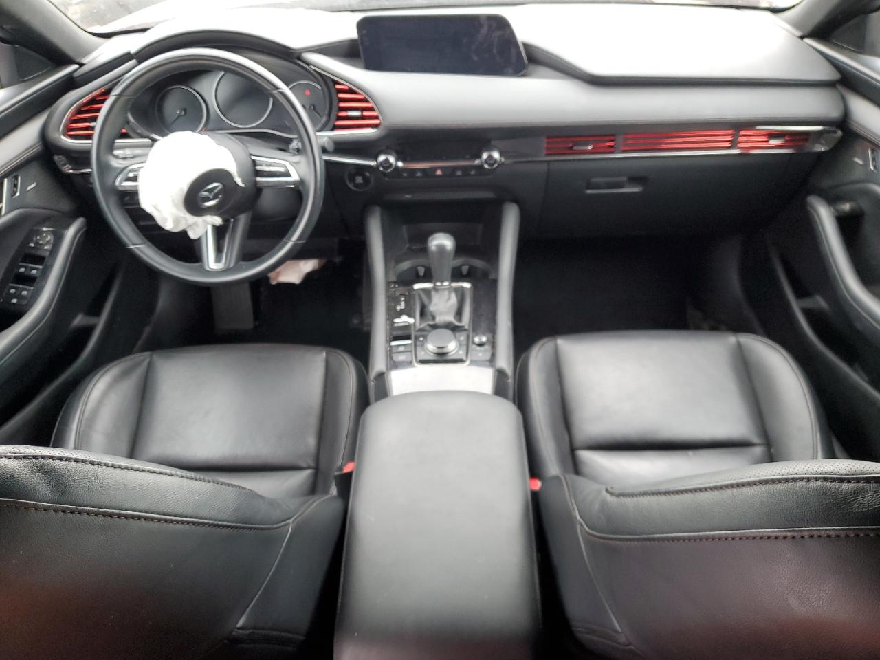 2021 Mazda 3 - Image 8
