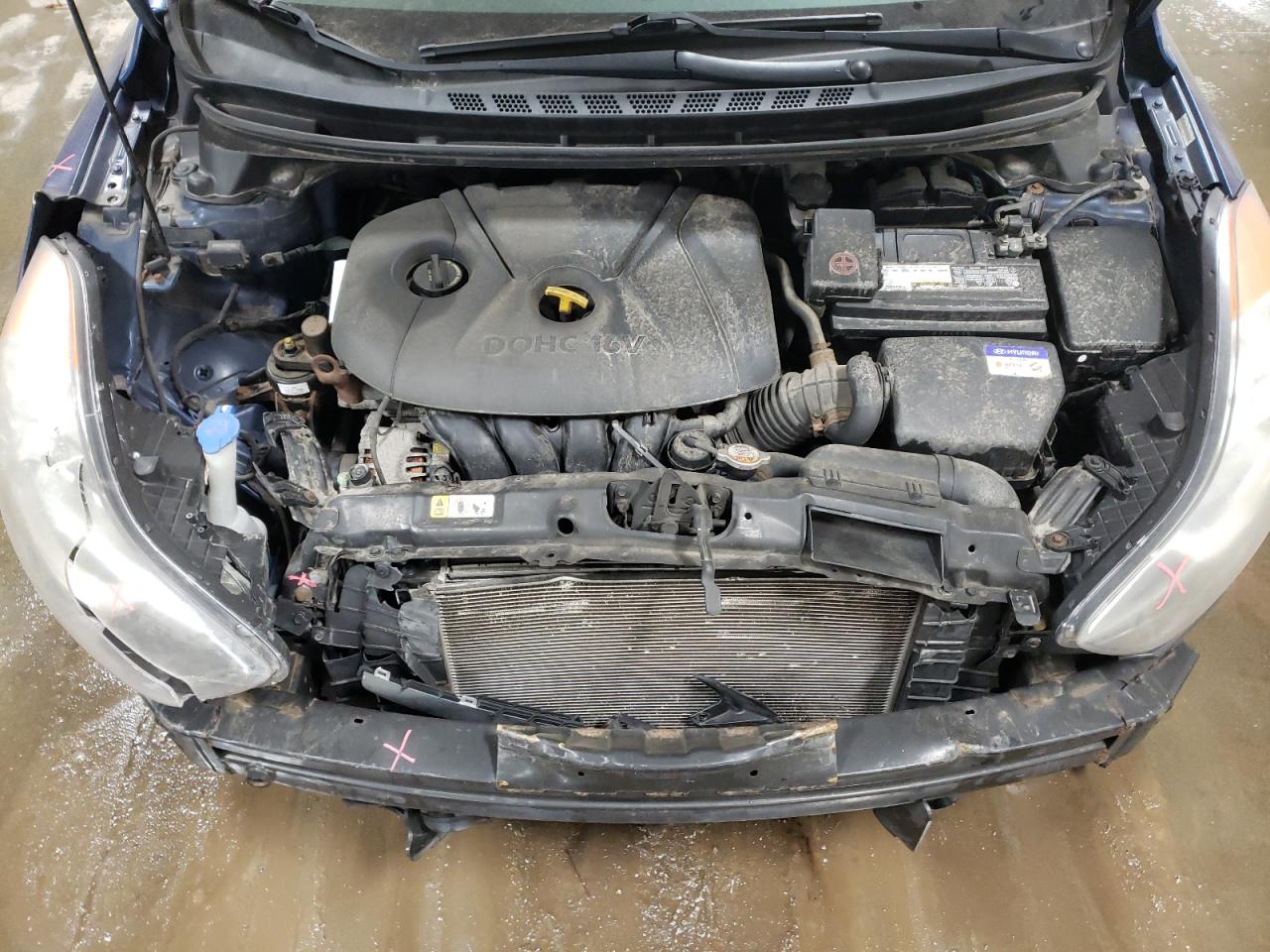 2013 Hyundai Elantra - Image 11