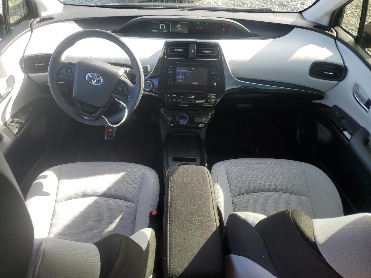 2019 Toyota Prius - Image 8