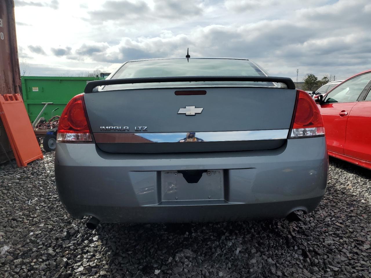 2006 Chevrolet Impala - Image 6