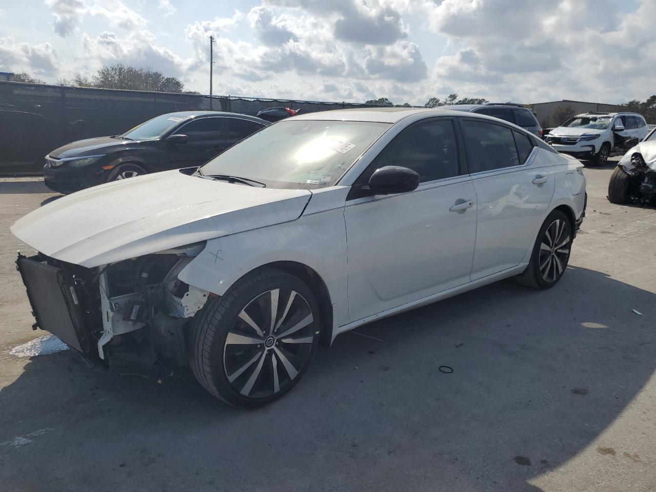 2021 Nissan Altima - Image 1