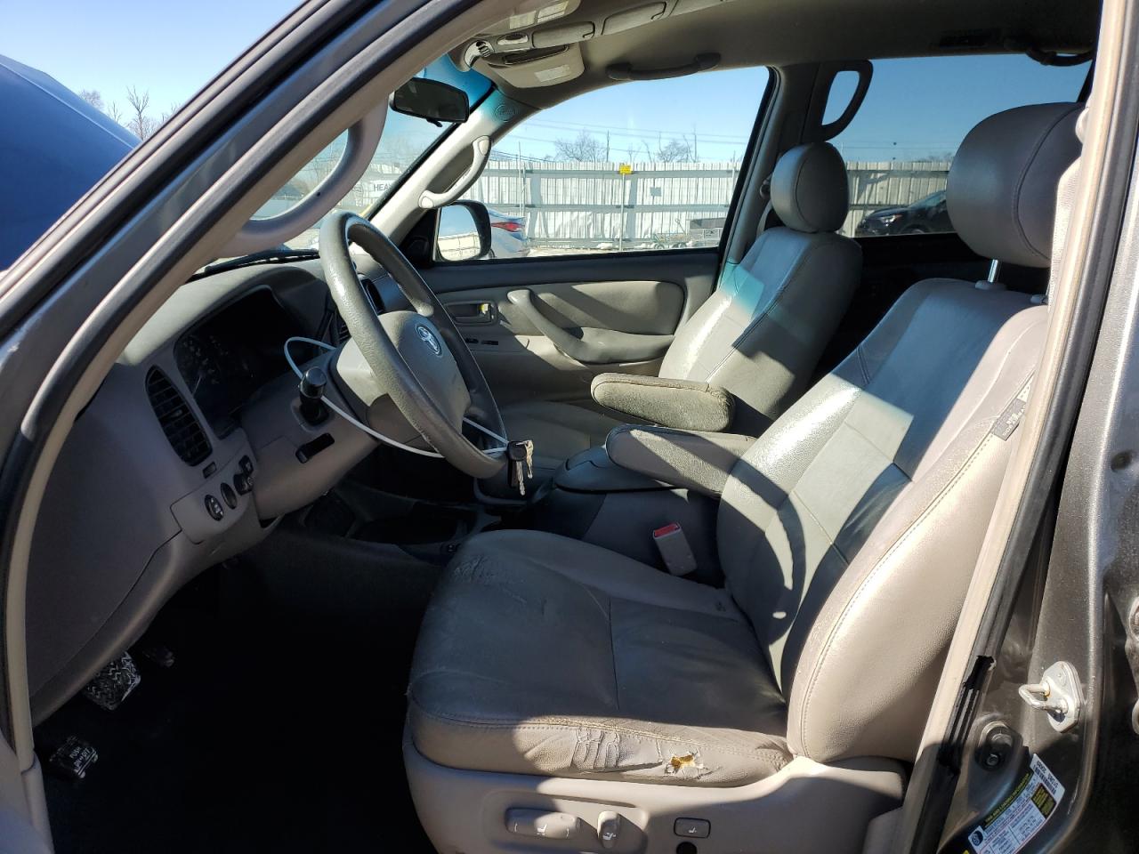 2007 Toyota Sequoia - Image 7