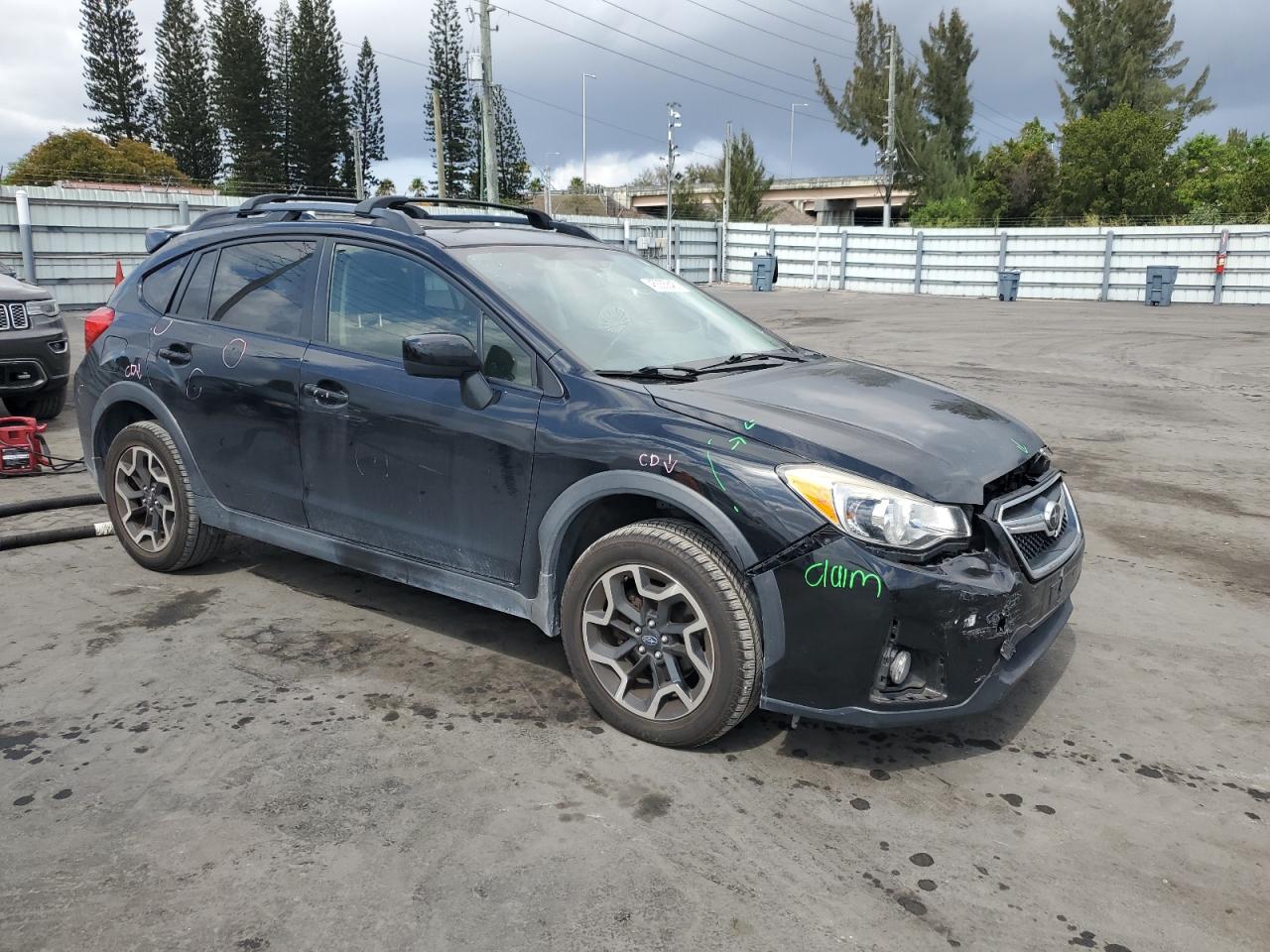 2016 Subaru XV - Image 4