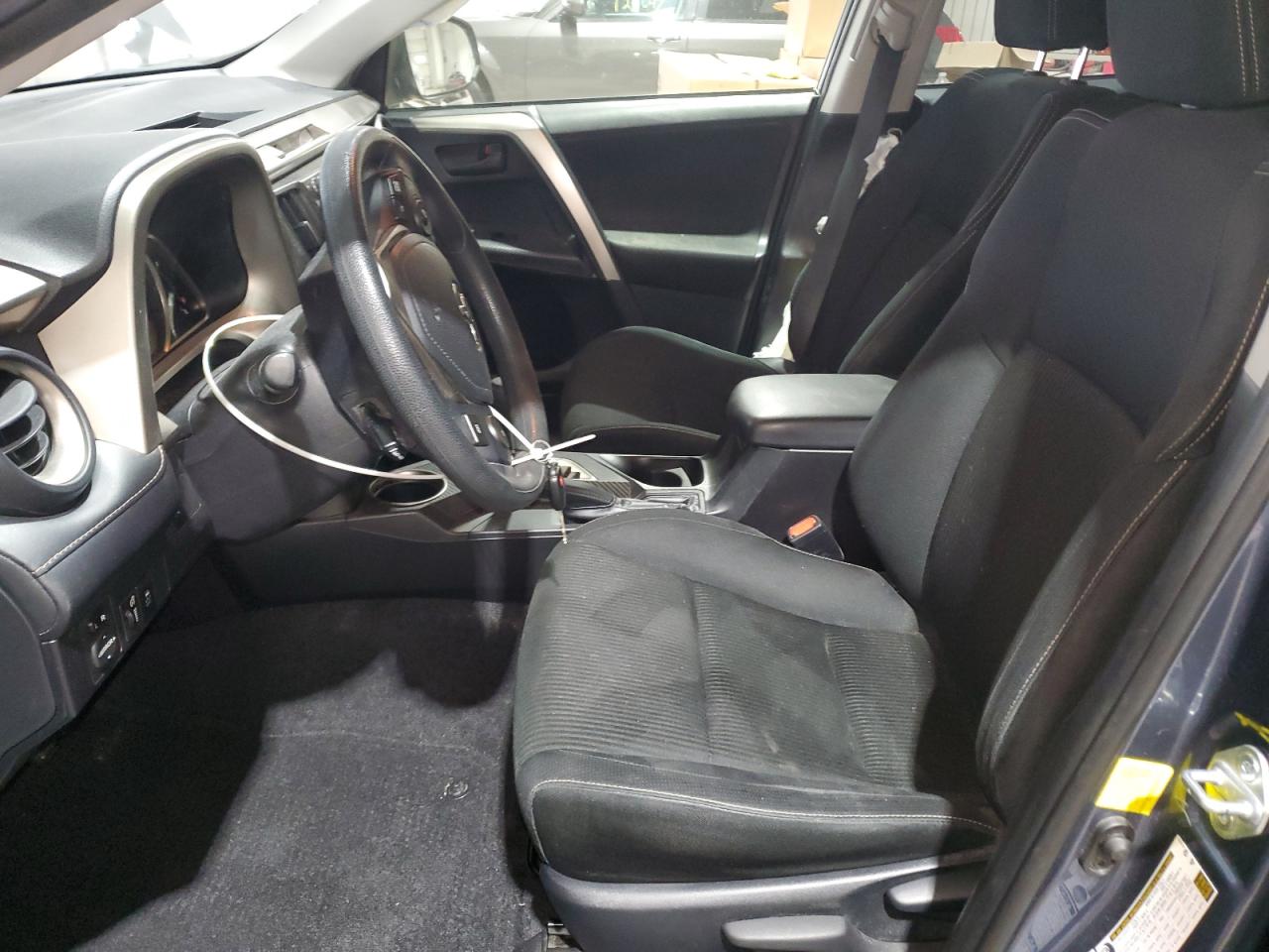 2013 Toyota RAV 4 - Image 7