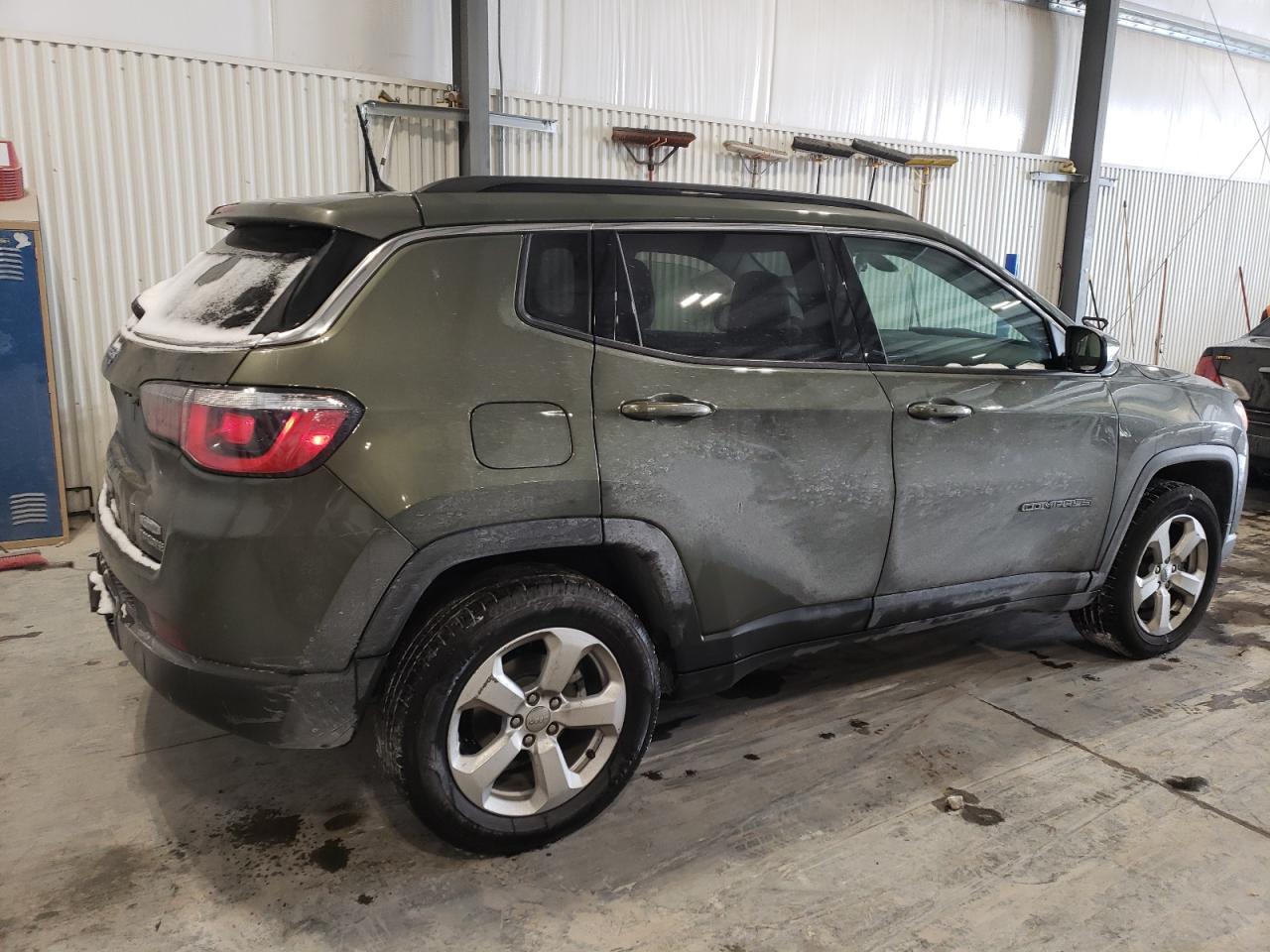 2017 Jeep Compass - Image 3