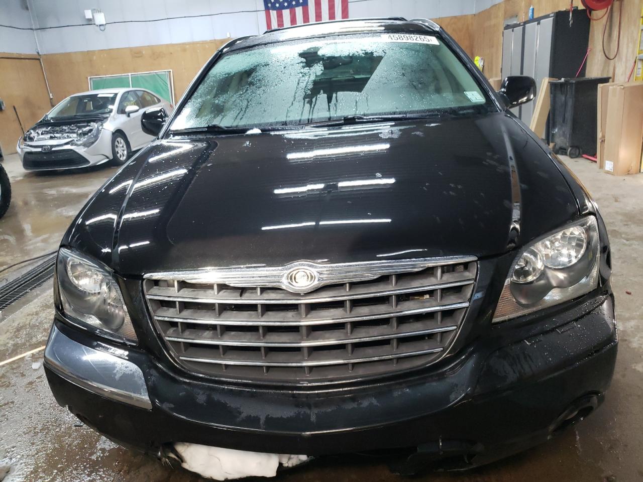 2005 Chrysler Pacifica - Image 5